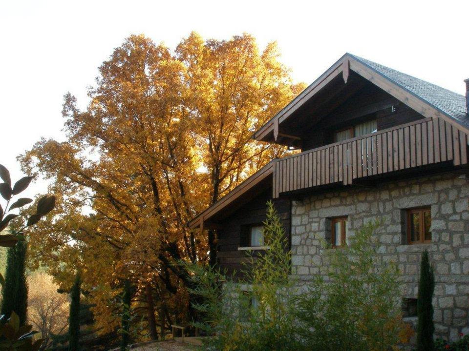 Hotel Rural Las Rozuelas Cercedilla Exterior photo